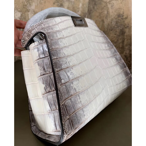 フェンディ クロコダイル 偽物ヒマラヤ ピーカブー PEEKABOO ESSENTIALLY ヒマラヤ